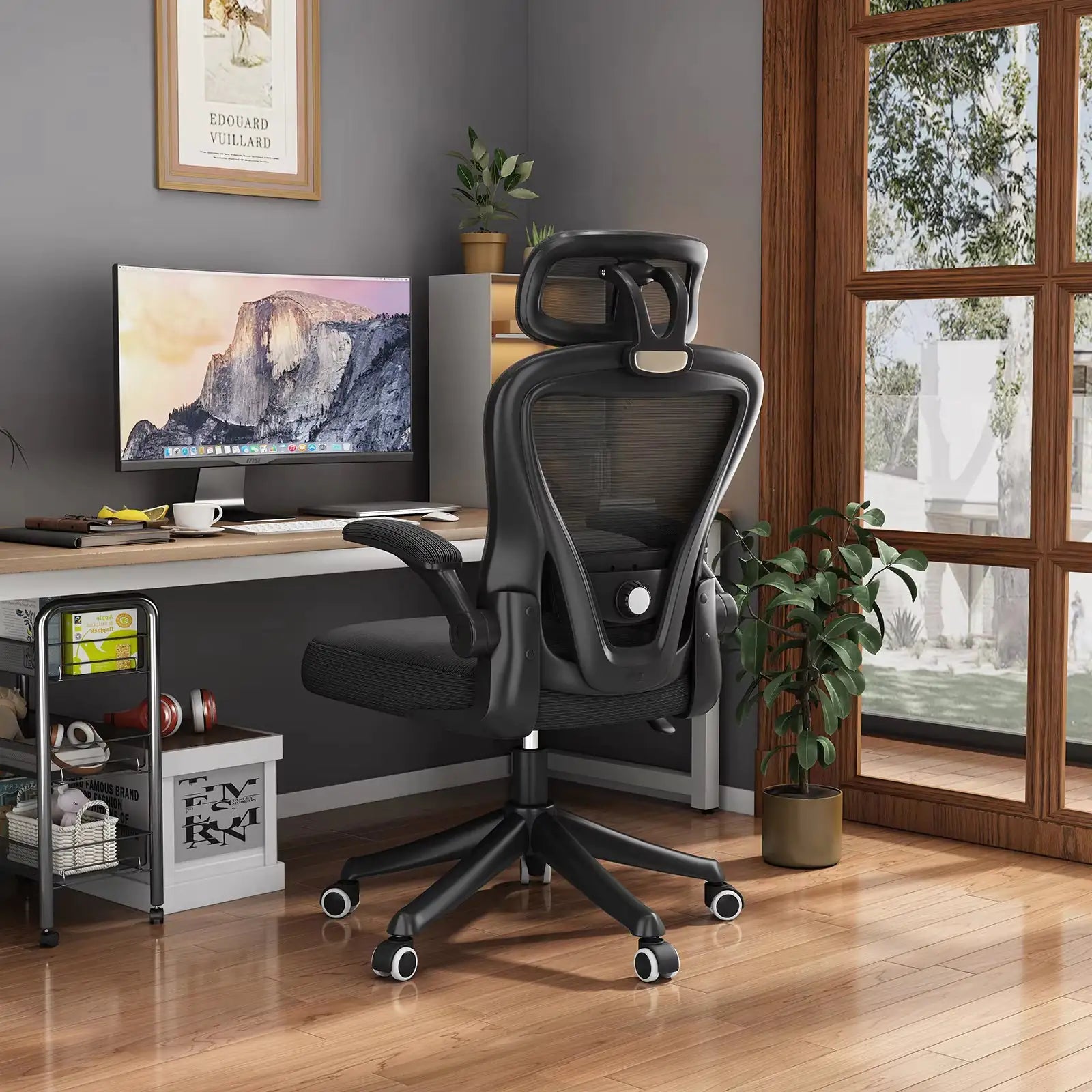 Ergonomic Black Swivel Office Chair - High-Back Mesh Executive Chair with Adjustable Lumbar Support
